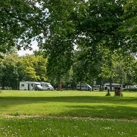 Kamp alanı Knaus Campingpark